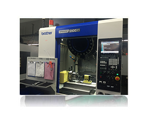 Japan-East Brothers compact machining center