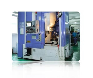 13：MITSUBISHI CNC GEAR SHAPING MACHINE