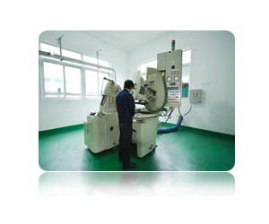 17：CNC shave cutter grinding machine